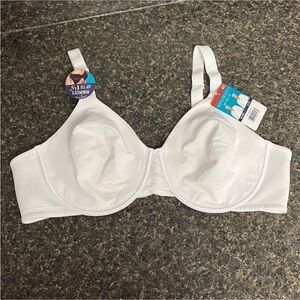 12/9  nwt vanity fair white underwire bra 42C style # 76084
